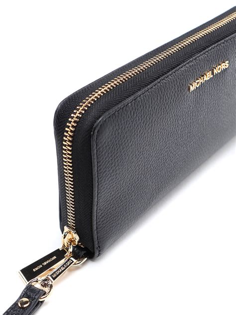 michael kors continental wallet outlet.